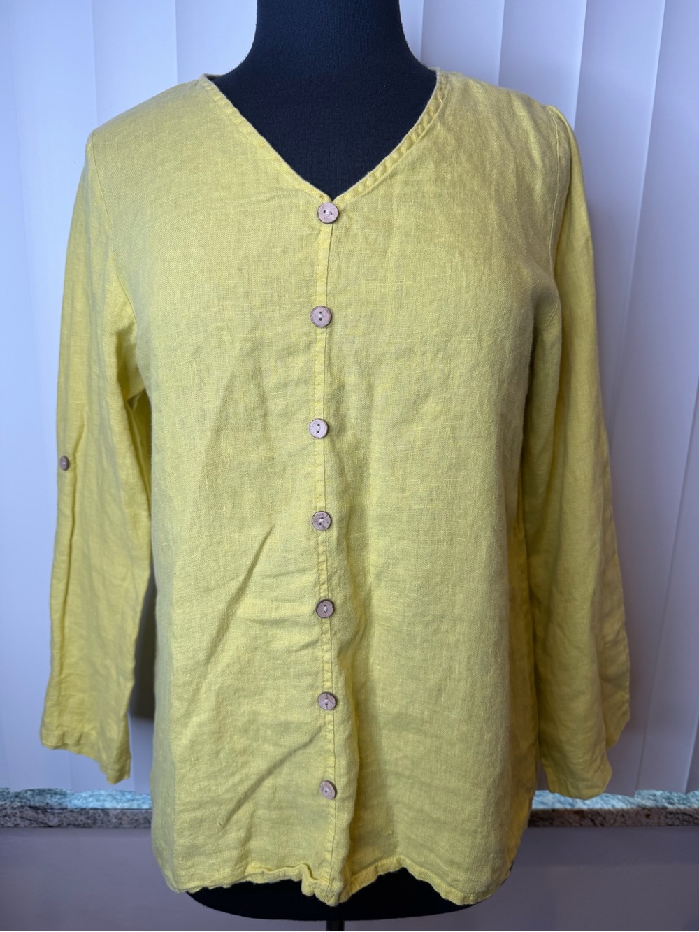 Terzo Millennio yellow linen button-down tunic top V-neckline Size Medium